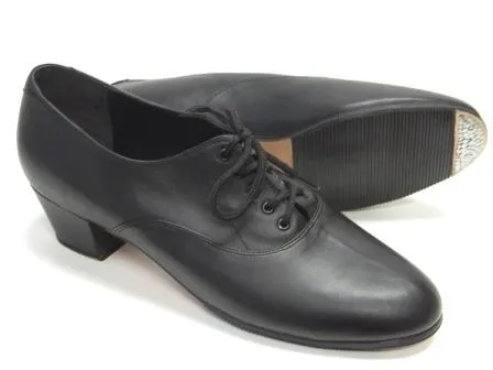 2430 Flamenco Oxford in leather w/nails Sizes 2.5 - 9.5