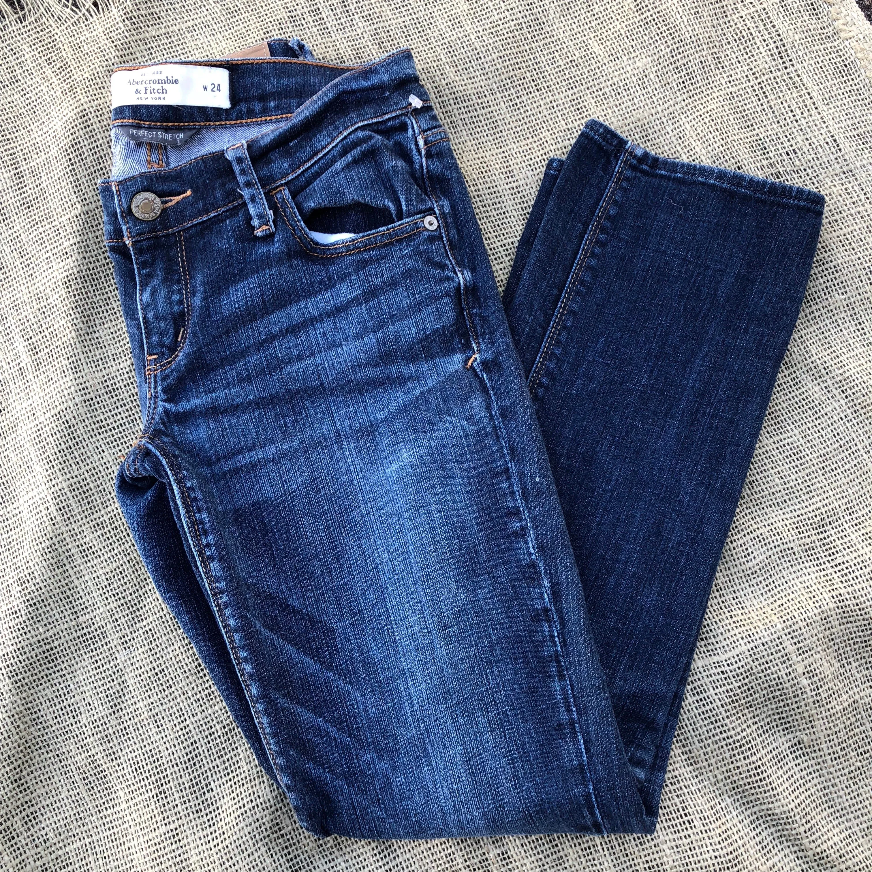 A&F Ankle Cropped Jeans - 00